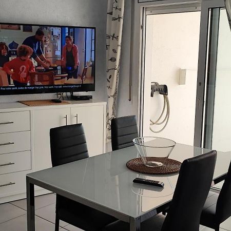 Apartament Oasis B3 Roses Bagian luar foto
