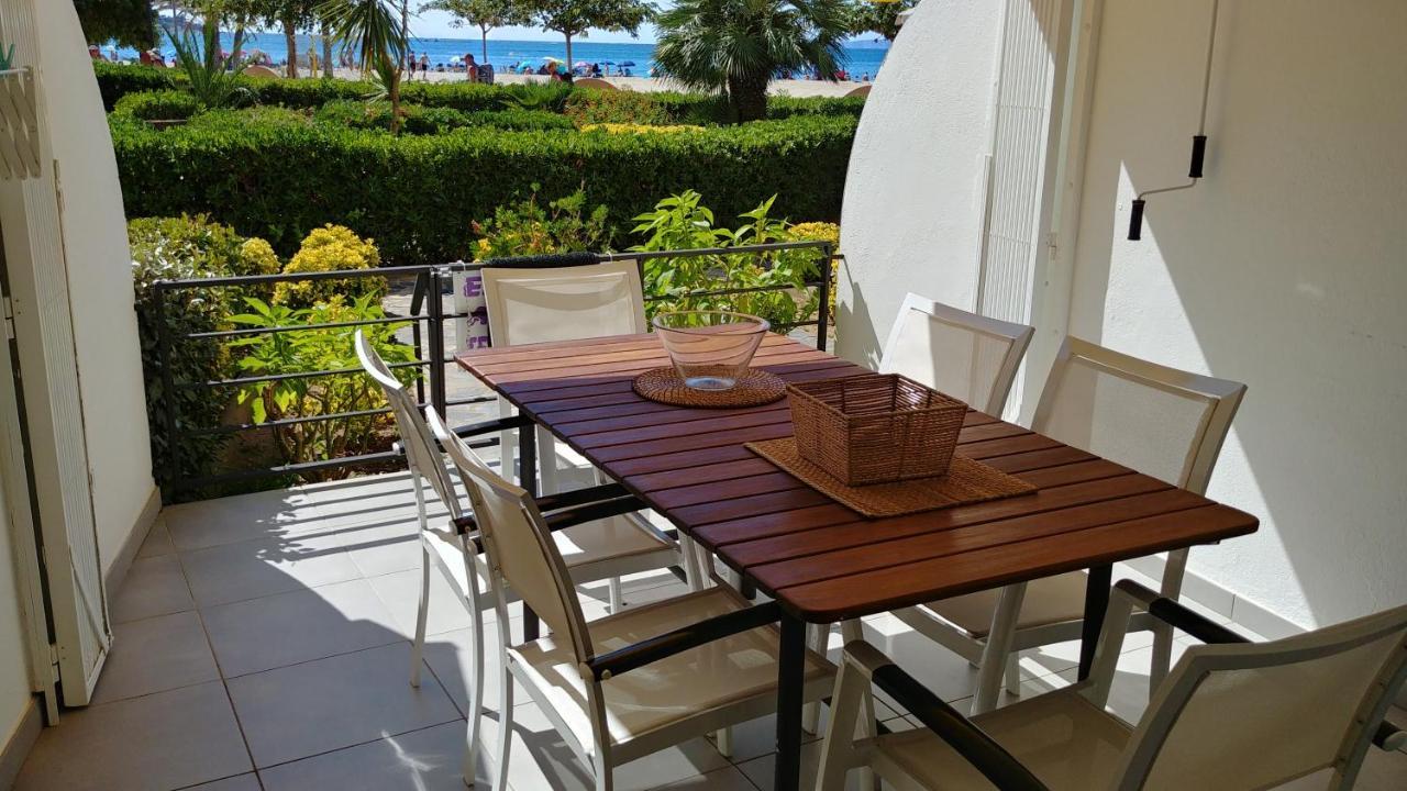 Apartament Oasis B3 Roses Bagian luar foto