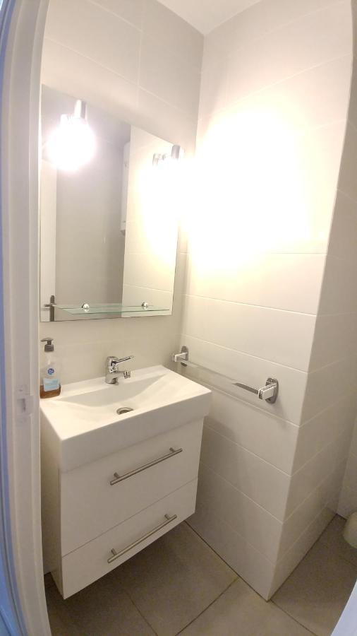 Apartament Oasis B3 Roses Bagian luar foto