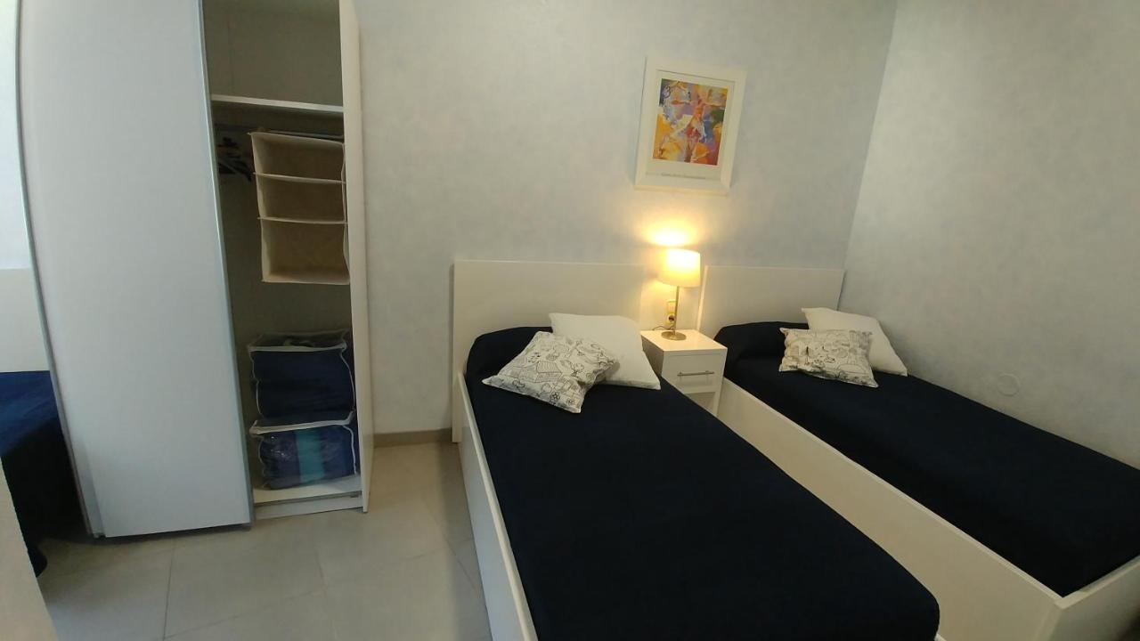 Apartament Oasis B3 Roses Bagian luar foto