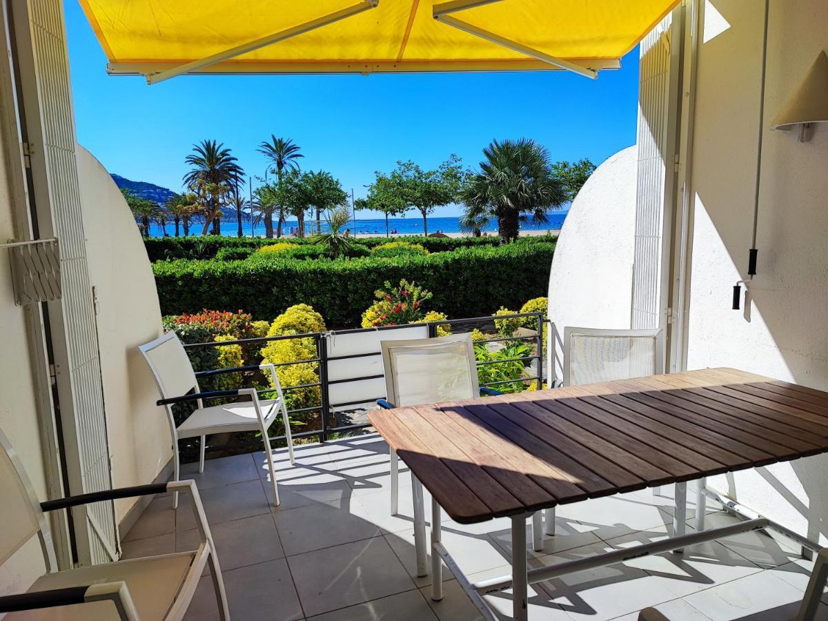 Apartament Oasis B3 Roses Bagian luar foto